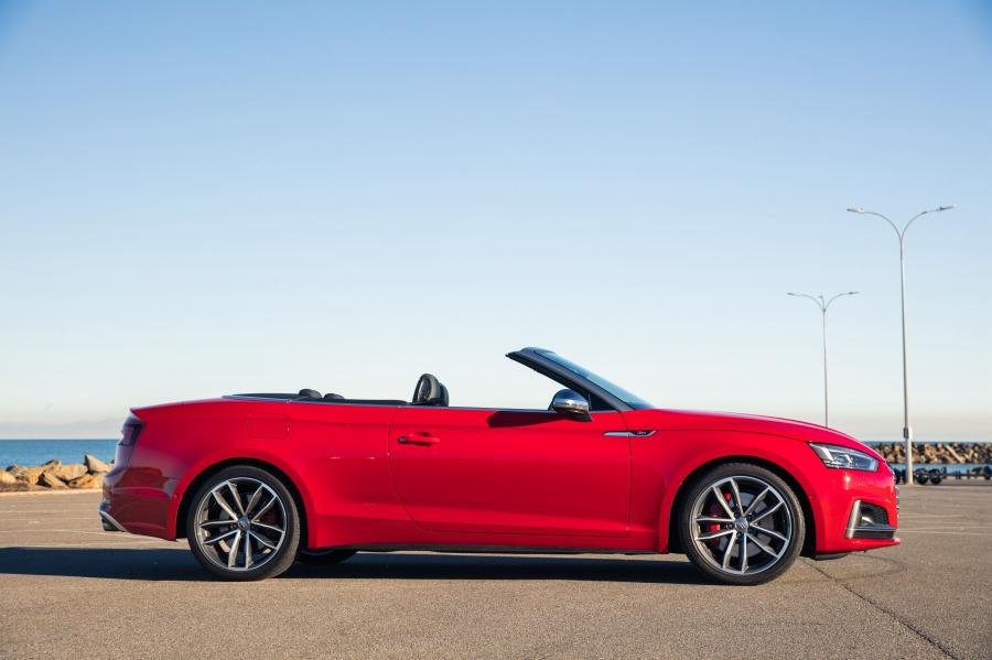  Audi S5 Cabriolet 2017 года  (AU) (фото 3 из 23)